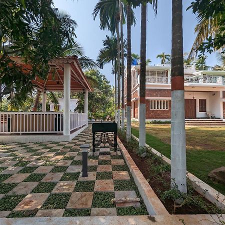 Sundeck Villa Alibag Exterior photo